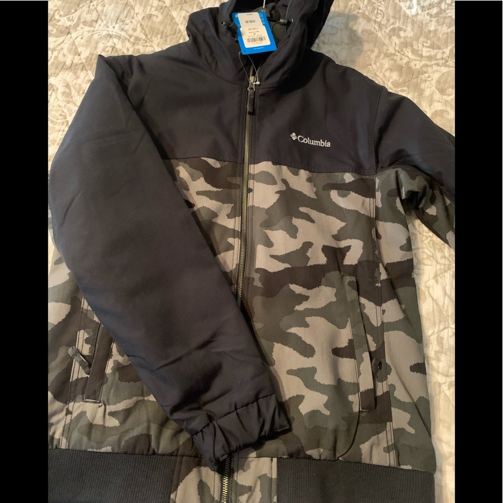 Columbia hooded jacket